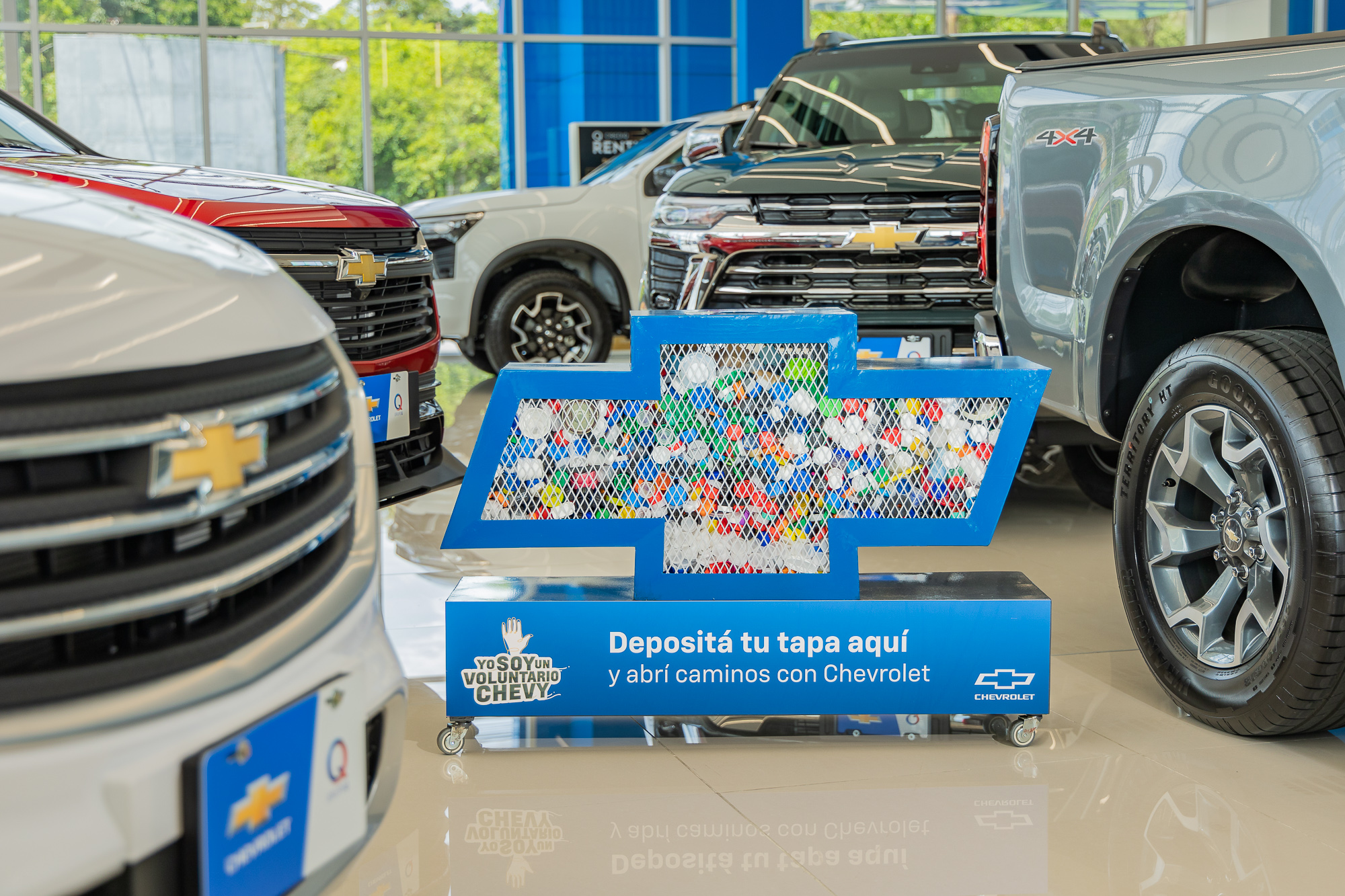 Sede de Chevrolet en Ayarco se convierte en punto de recolección para el proyecto DonaTapa