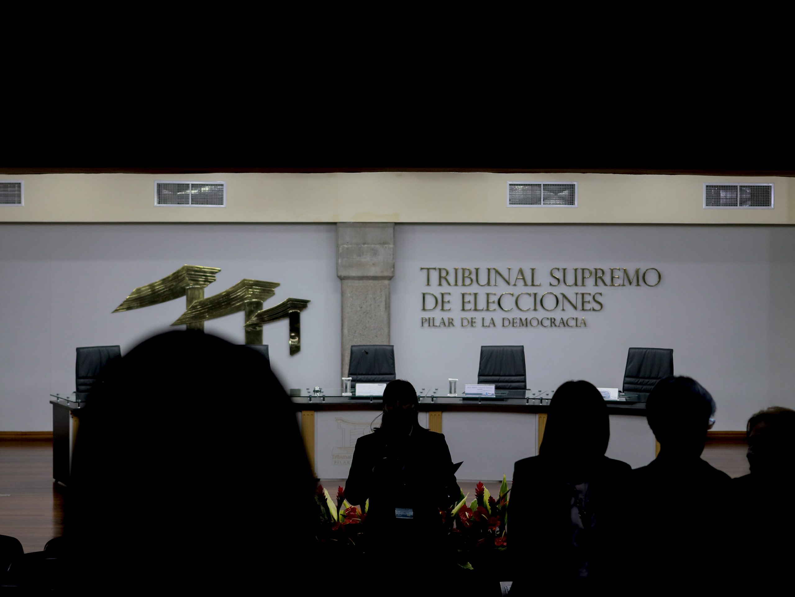 TSE prohíbe a instituciones divulgar logros en redes durante campaña electoral