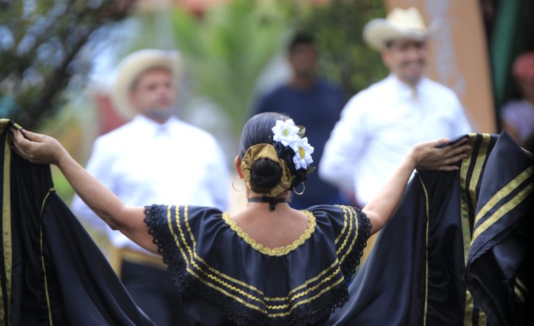 Sea parte de la actualización de la Política Cultural Cantonal de Curridabat
