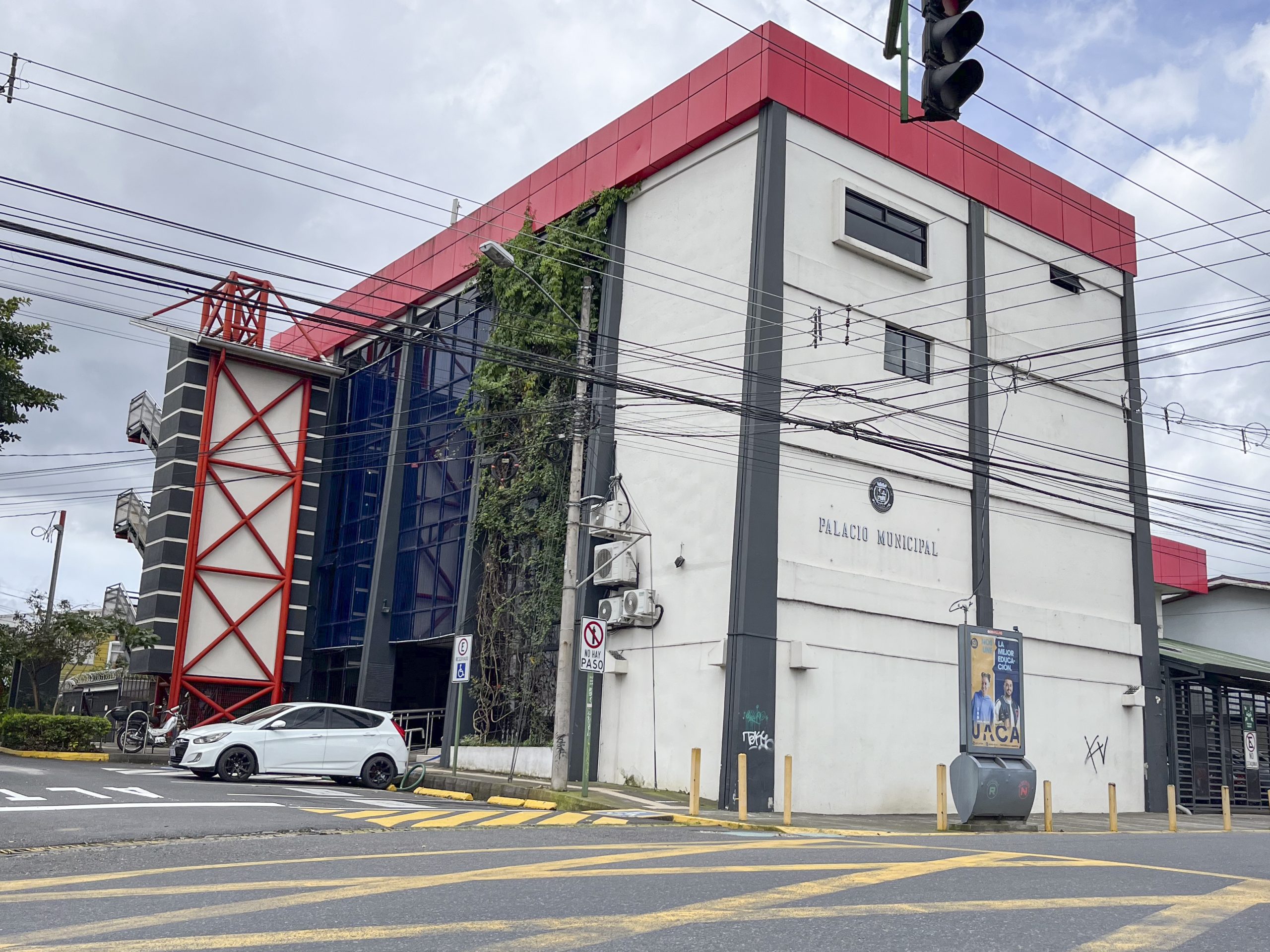 2026: Alcaldía señala que operar sin asesores será un reto para la Municipalidad