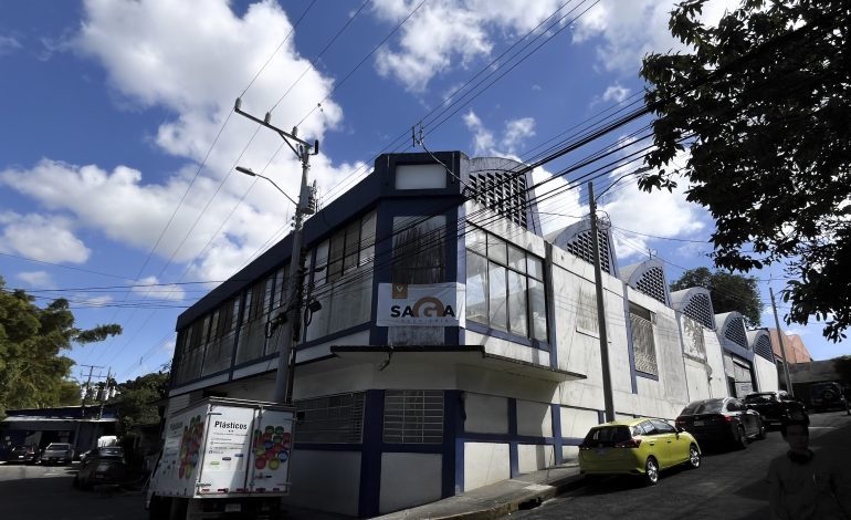 Edificio Curirava se acondiciona para albergar servicios municipales en Curridabat