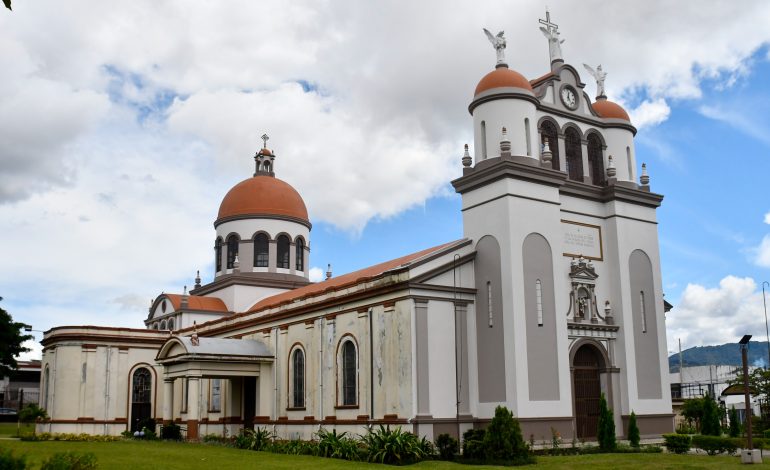 Organizan “Baile de la Amistad” para concluir obras en templo de Curridabat