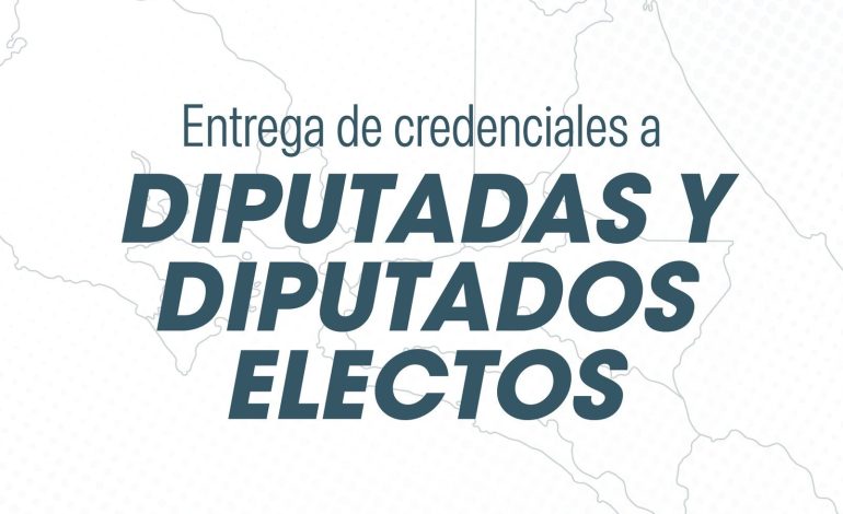 TSE entrega credenciales a diputaciones electas para el período 2026-2030